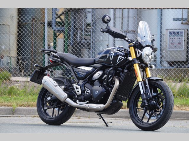 triumph - speed-400