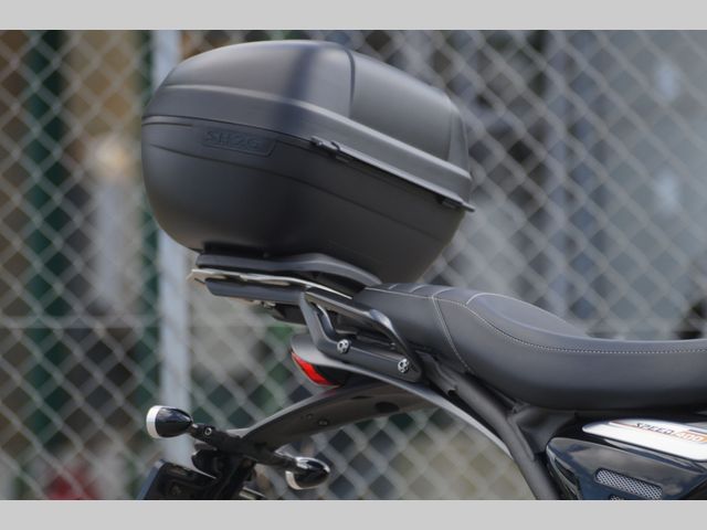 triumph - speed-400
