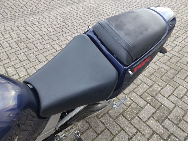 honda - cbr-900-rr-fireblade