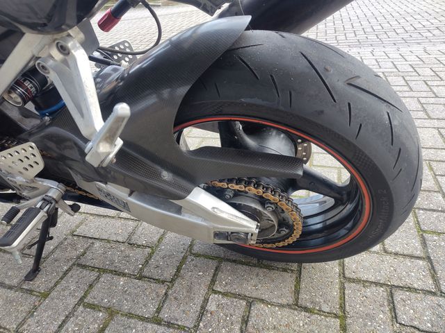 honda - cbr-900-rr-fireblade