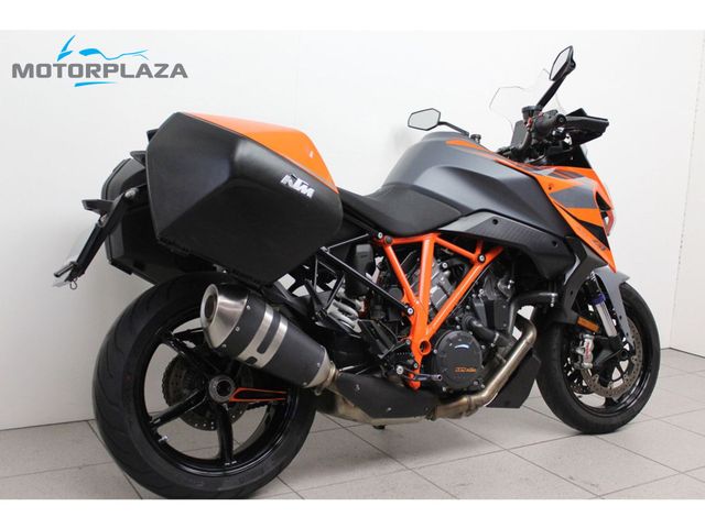 ktm - 1290-super-duke-gt
