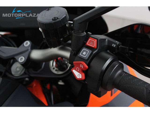 ktm - 1290-super-duke-gt