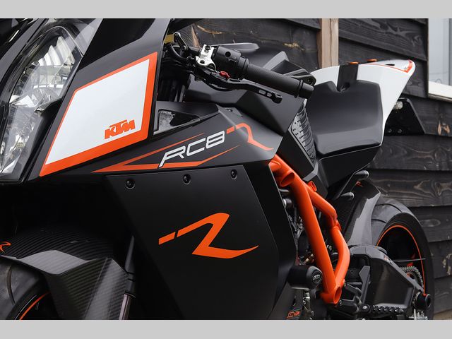 ktm - 1190-rc-8-r