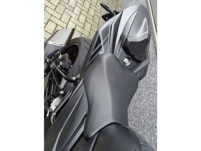 suzuki - gsx-s-750-a