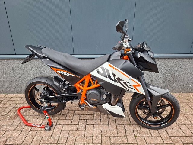 ktm - 690-duke-r