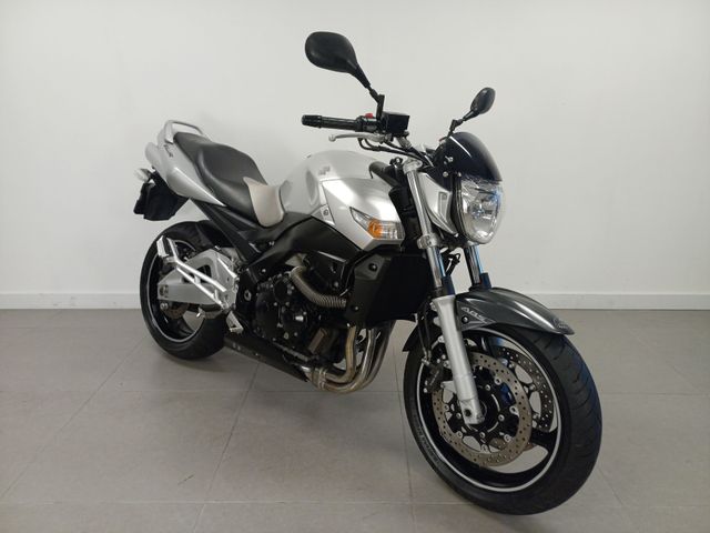 suzuki - gsr-600-a