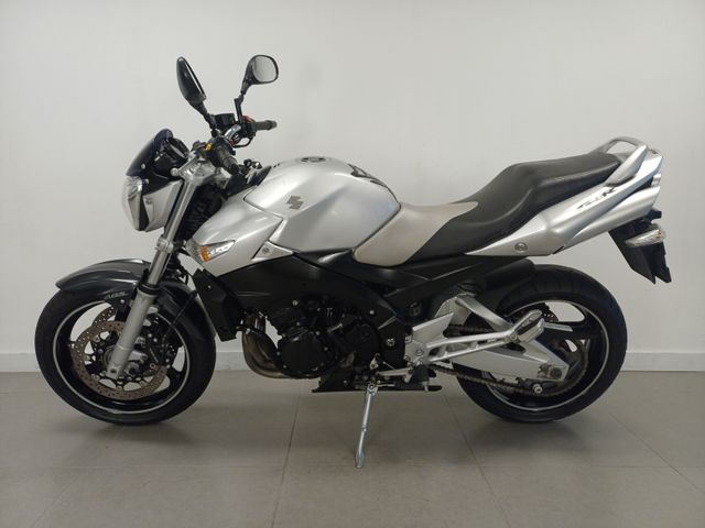 suzuki - gsr-600-a