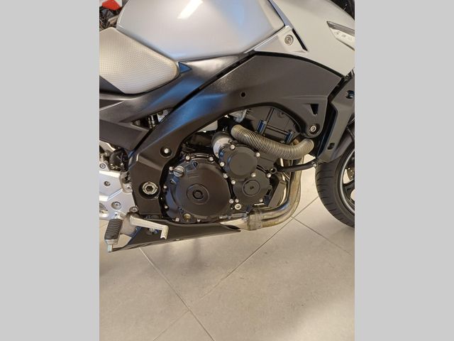 suzuki - gsr-600-a