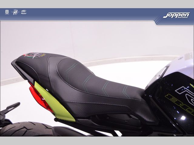 mv-agusta - dragster-800-rr