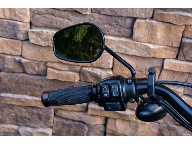 harley-davidson - sportster-iron-883