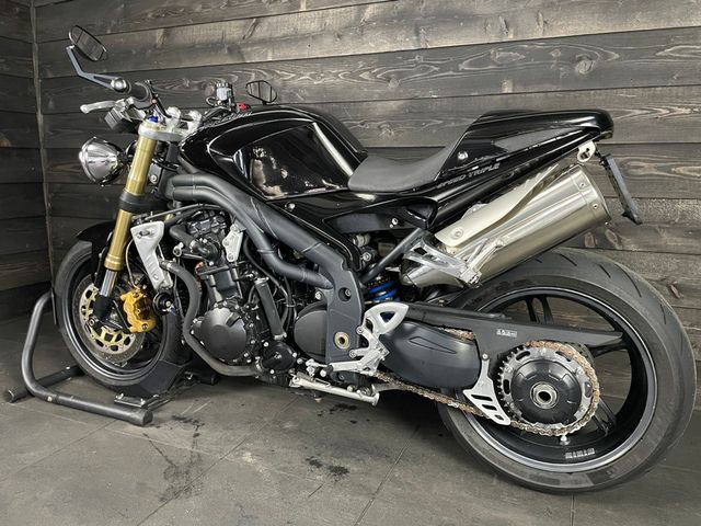 triumph - speed-triple