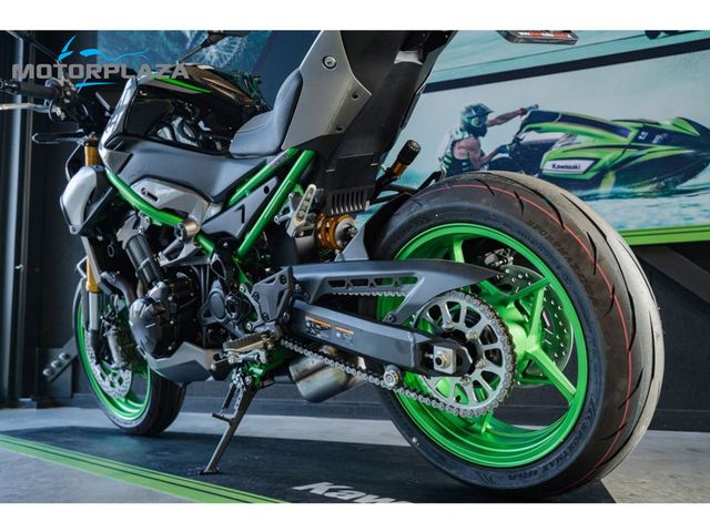 kawasaki - z900-se