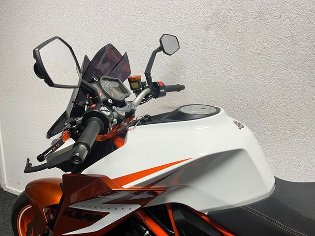 ktm - 1290-super-duke-r