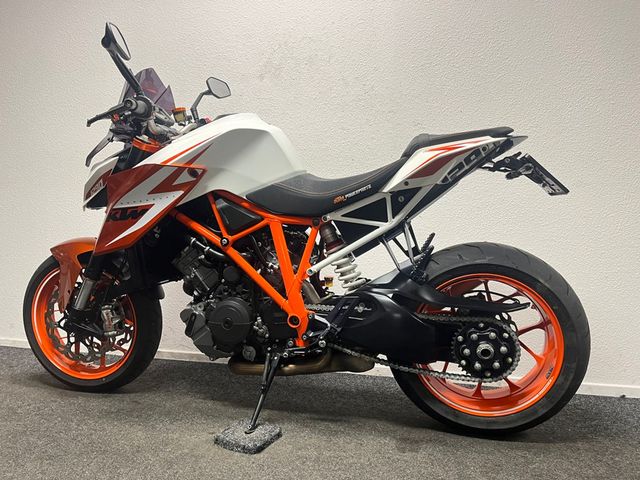 ktm - 1290-super-duke-r