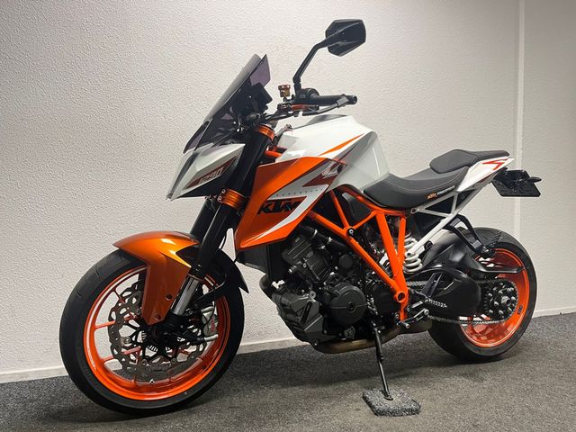 ktm - 1290-super-duke-r