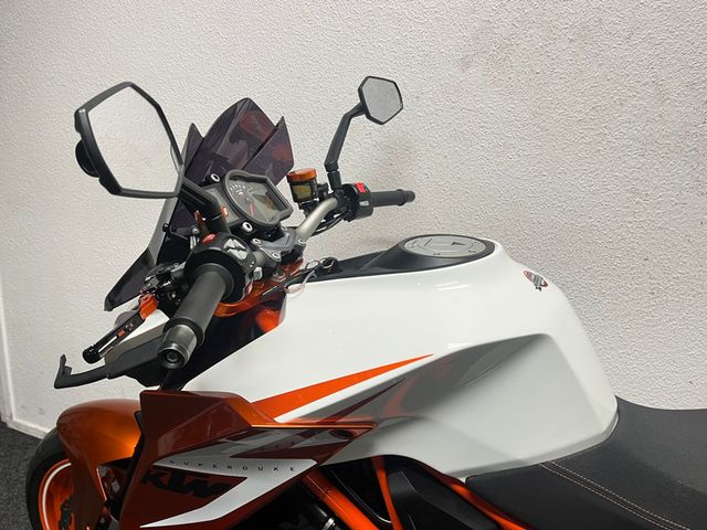ktm - 1290-super-duke-r