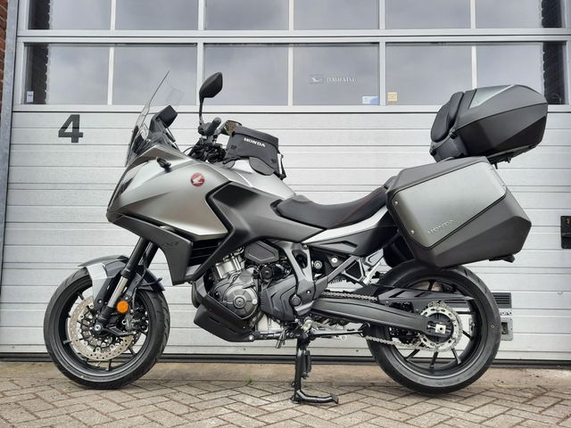 honda - nt-1100-dct