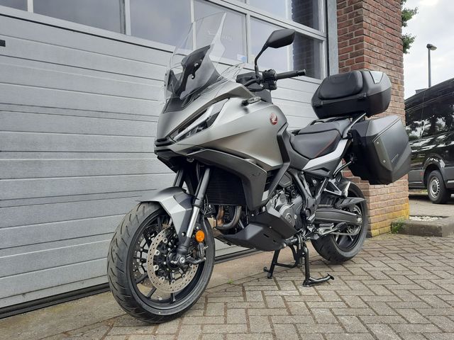 honda - nt-1100-dct