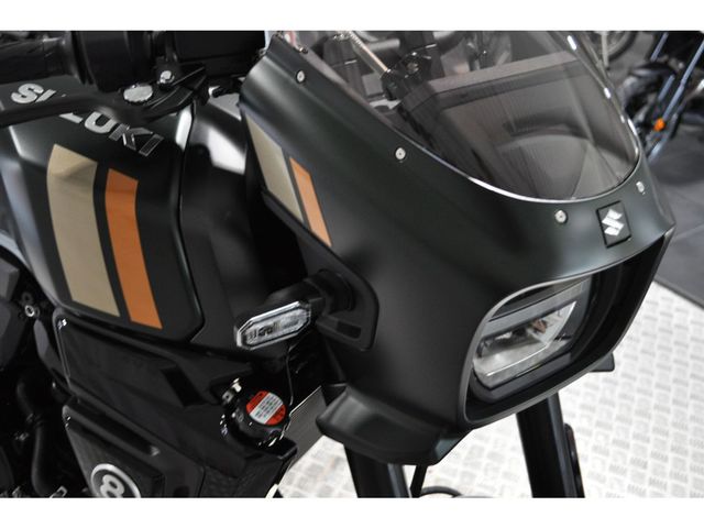 suzuki - gsx-8tt
