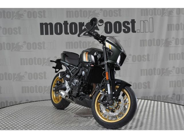 suzuki - gsx-8tt