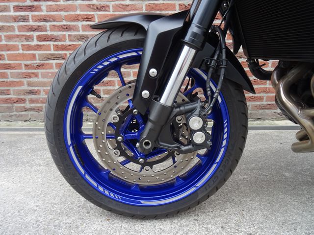 yamaha - tracer-900-abs