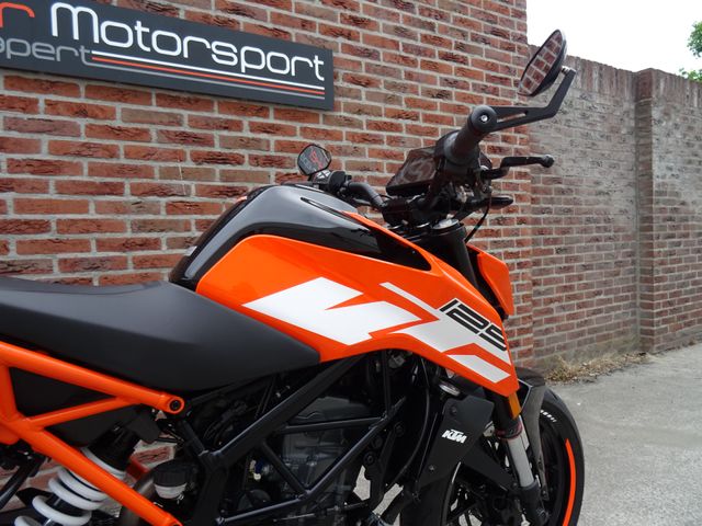 ktm - 125-duke