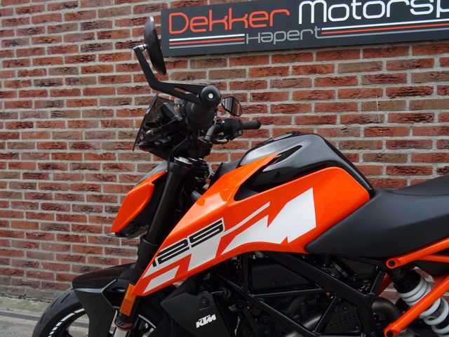 ktm - 125-duke