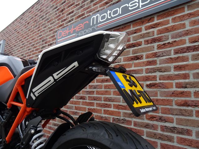 ktm - 125-duke