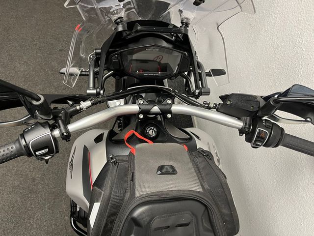 moto-guzzi - v-85-tt-travel