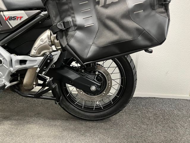 moto-guzzi - v-85-tt-travel