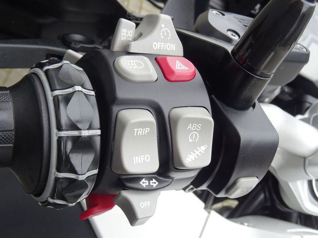 bmw - r-1200-gs-adventure