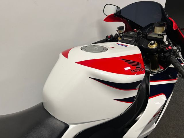 honda - cbr-1000-rr-fireblade