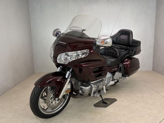 honda - gl-1800-goldwing-abs