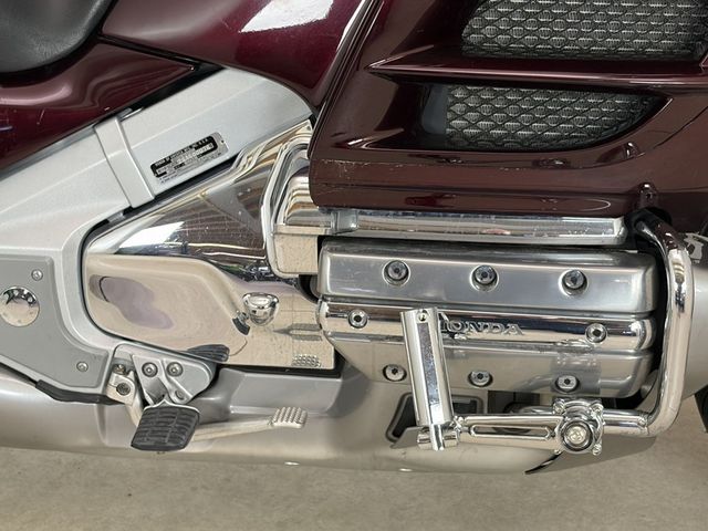 honda - gl-1800-goldwing-abs