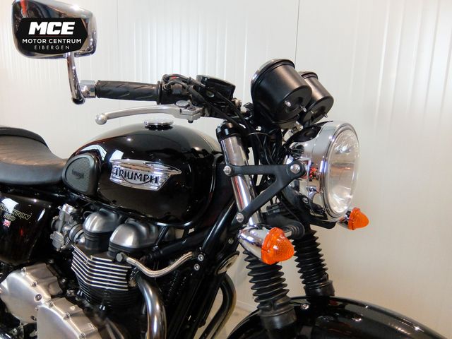 triumph - thruxton