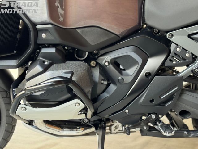 bmw - r-1300-gs-adventure-triple-black