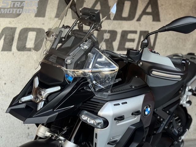 bmw - r-1300-gs-adventure-triple-black