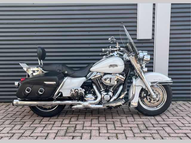 harley-davidson - road-king-classic-flhrc