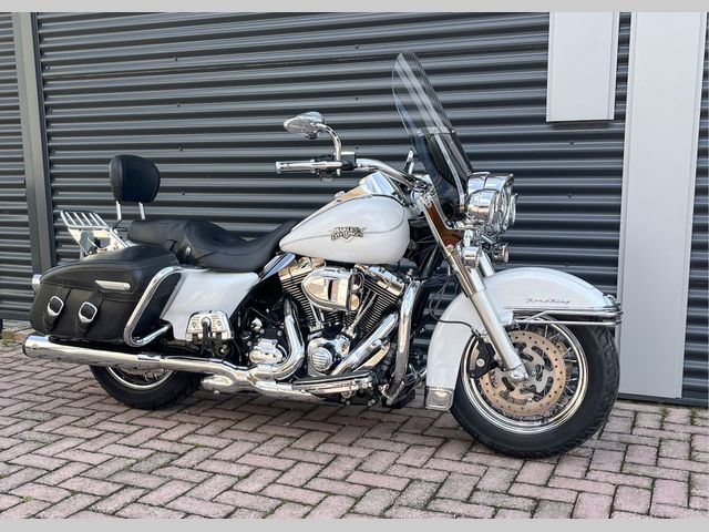 harley-davidson - road-king-classic-flhrc