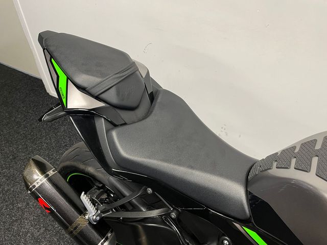 kawasaki - ninja-zx-6r
