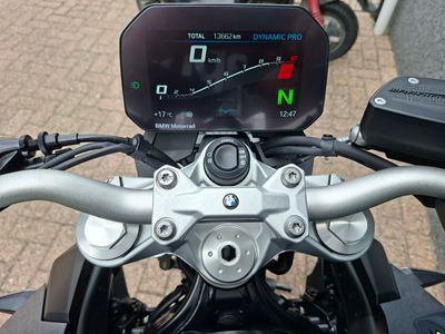 BMW F 900 R – foto 3