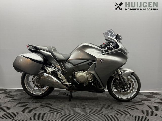 honda - vfr-1200-f