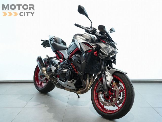 kawasaki - z900