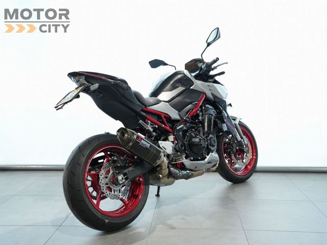 kawasaki - z900