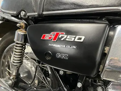 SUZUKI GT 750 – foto 3