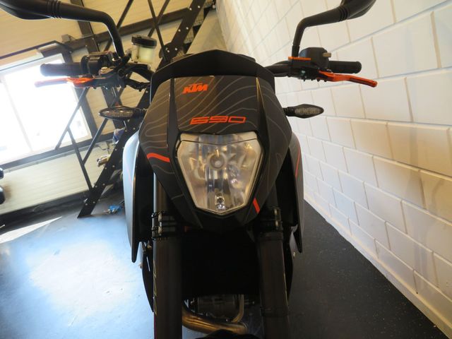 ktm - 690-duke-r
