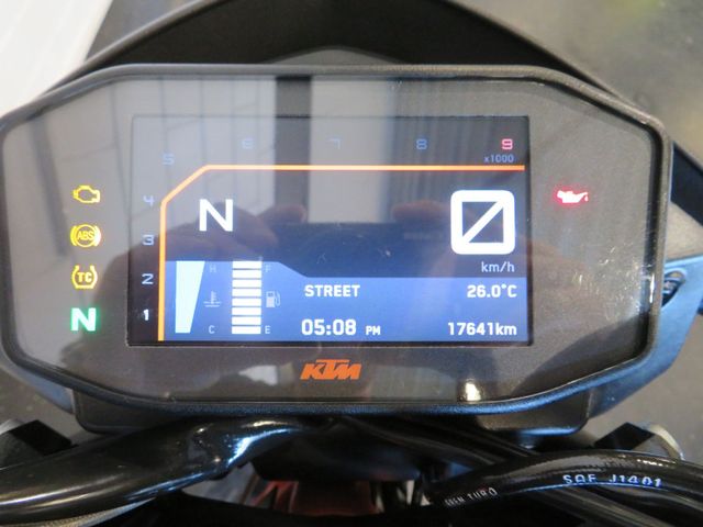 ktm - 690-duke-r