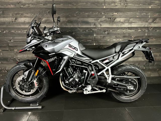 triumph - tiger-900-gt-pro