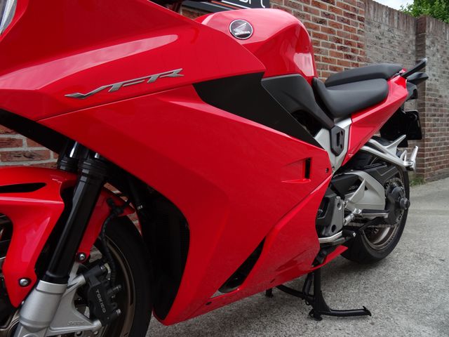 honda - vfr-800-f-vtec-abs