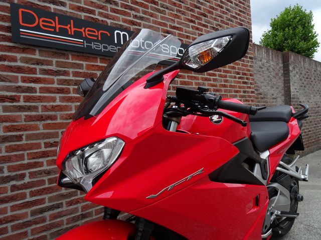 honda - vfr-800-f-vtec-abs